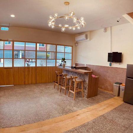 Green Only Homestay Tainan Luaran gambar