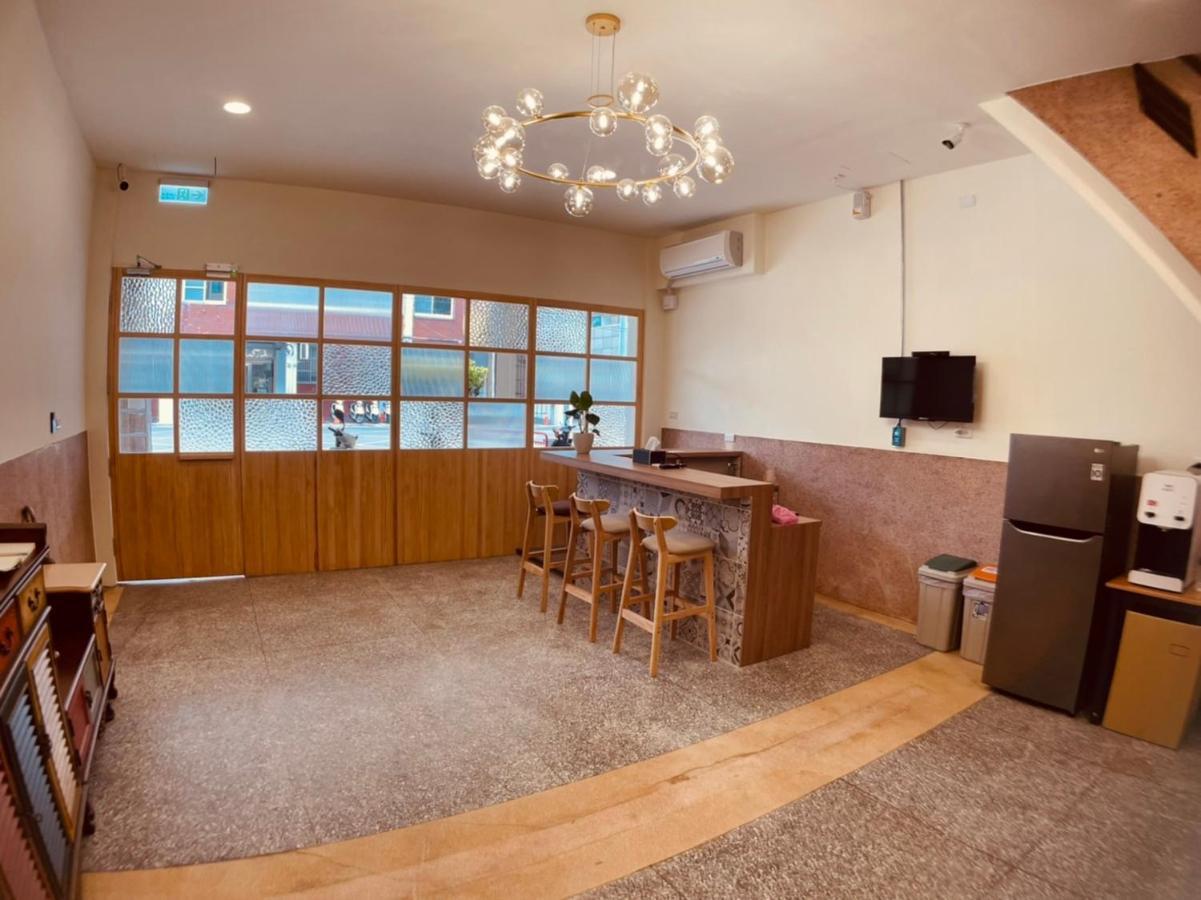 Green Only Homestay Tainan Luaran gambar
